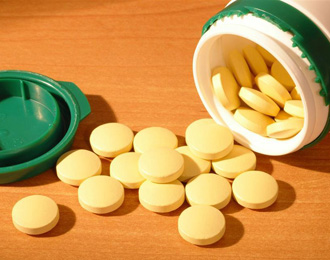 中医药行业现状：药品；；；ぶな3年镌汰2/3