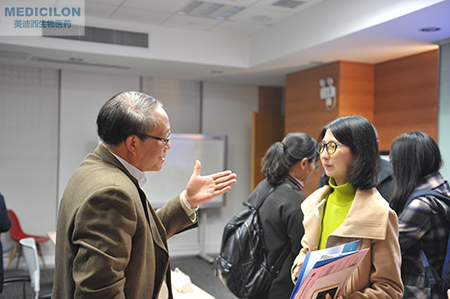 yl23455永利临床前副总裁顾性初博士为与会者答疑解惑