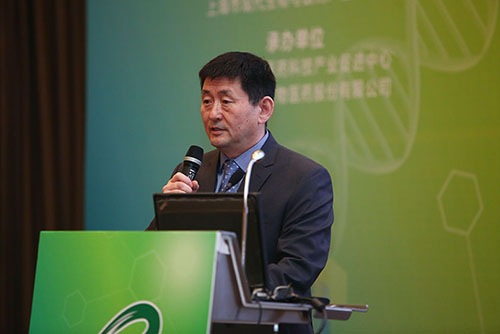 yl23455永利生物部副总裁汪俊博士为聚会作精彩开场