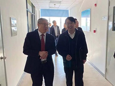 浦东新区管小军副区长一行10余人莅临yl23455永利现场调研CRO市场及公司业态