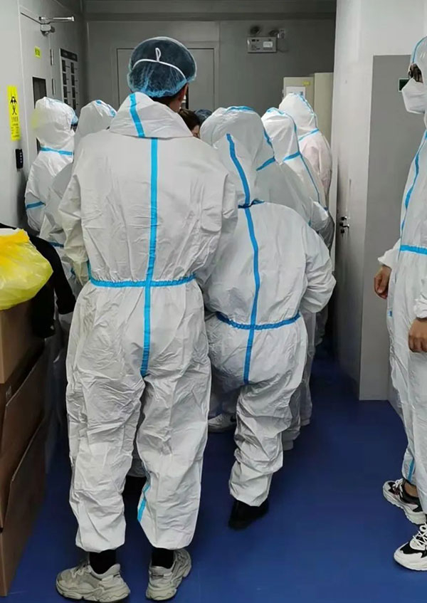 yl23455永利为上海市的防疫事情孝顺一份实力.jpg