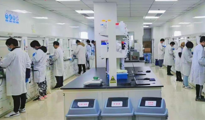 封控未曾歇工，，，，，复工更添效能